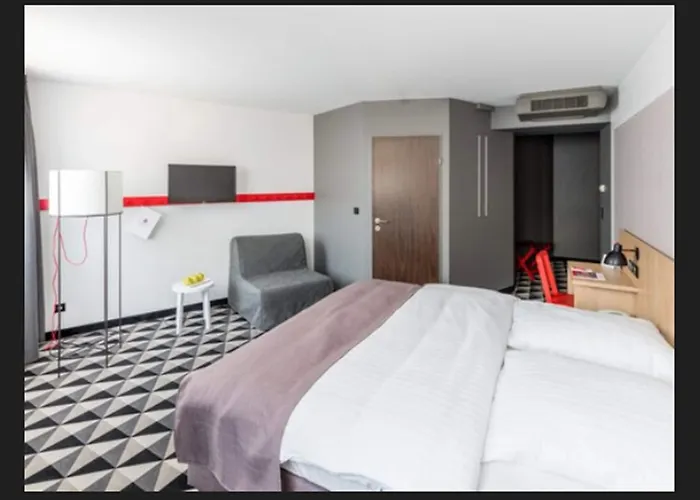 מלון Premier Hauptbahnhof 4*
